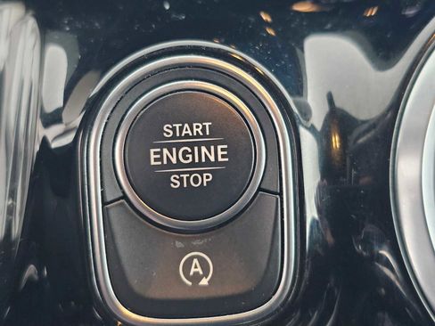 Certified 2023 Mercedes-Benz GLA 250 image 29