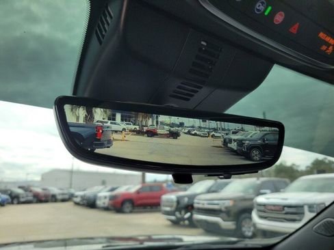 Used 2025 Chevrolet Traverse High Country w/ LPO, Floor Liner Package image 23