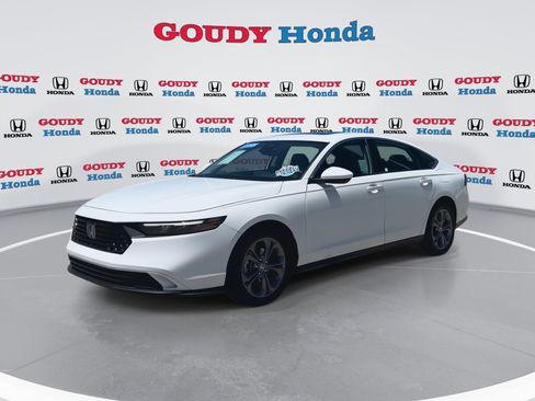 Certified 2024 Honda Accord EX image 4