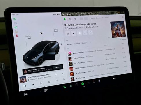 Used 2024 Tesla Model Y Long Range image 15