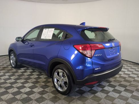 Used 2018 Honda HR-V LX image 7