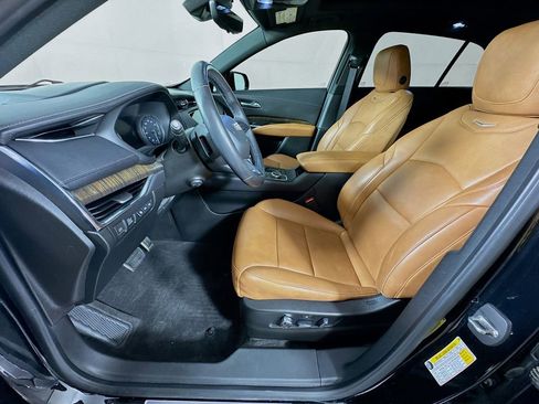 Used 2019 Cadillac XT4 Sport image 25