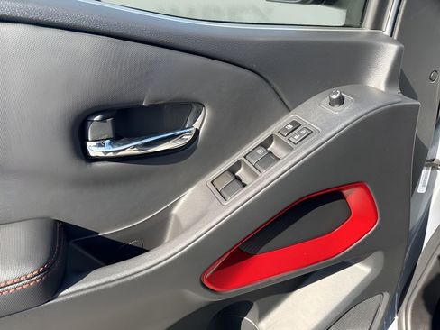 Used 2024 Nissan Frontier PRO-4X w/ Pro Convenience Package image 27