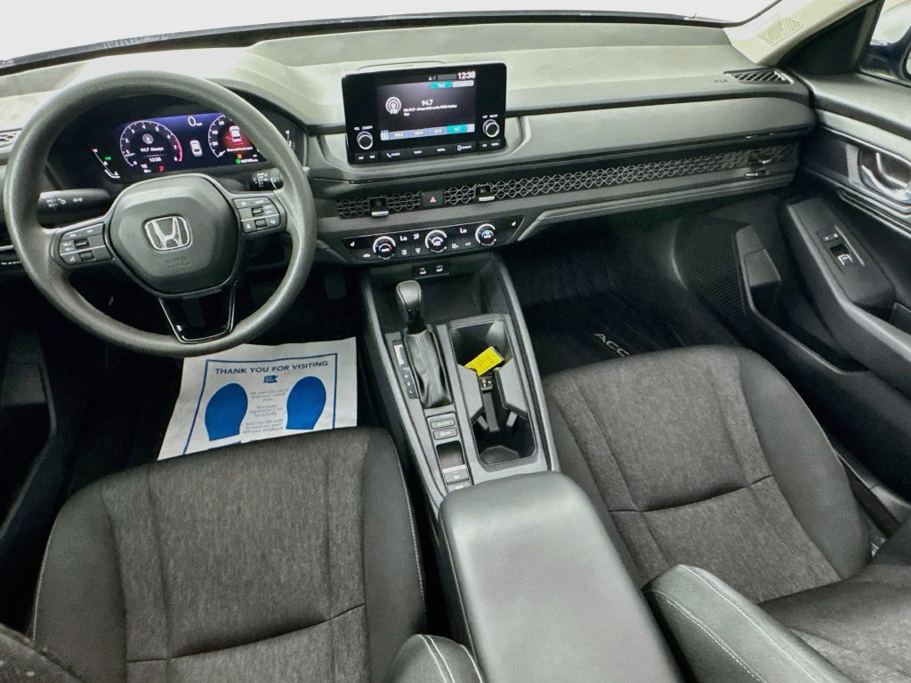 Used 2023 Honda Accord EX image 27