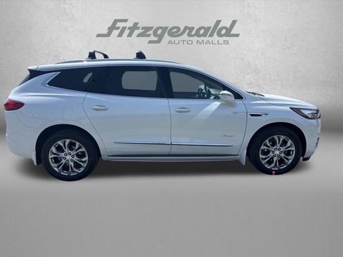 Used 2020 Buick Enclave Avenir w/ Avenir Technology Package image 2