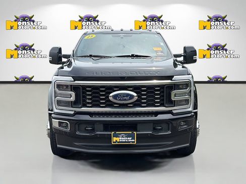 Used 2025 Ford F450 Platinum w/ FX4 Off-Road Package AWD/4WD image 2