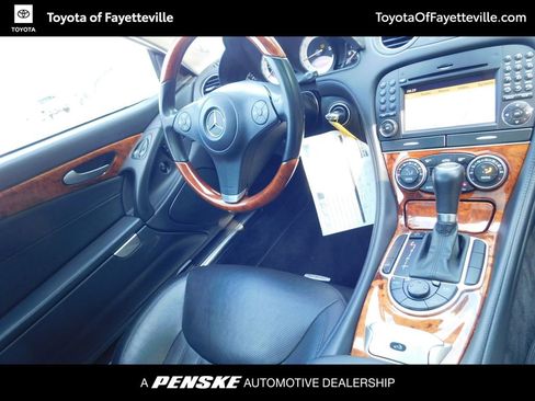Used 2009 Mercedes-Benz SL 550 image 7