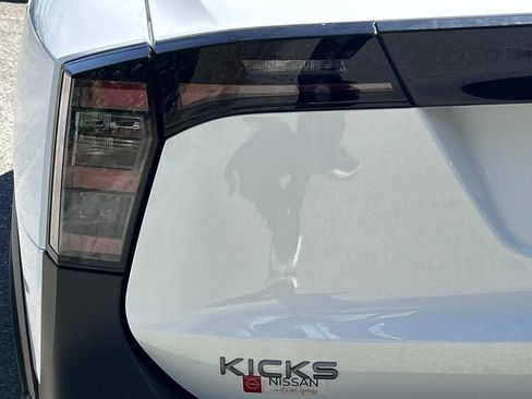 Used 2026 Nissan Kicks SV w/ Cold Weather Package FWD image 12