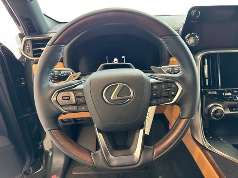 New 2026 Lexus LX 600 4WD w/ Luxury Package image 28