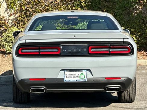 Used 2022 Dodge Challenger GT image 5