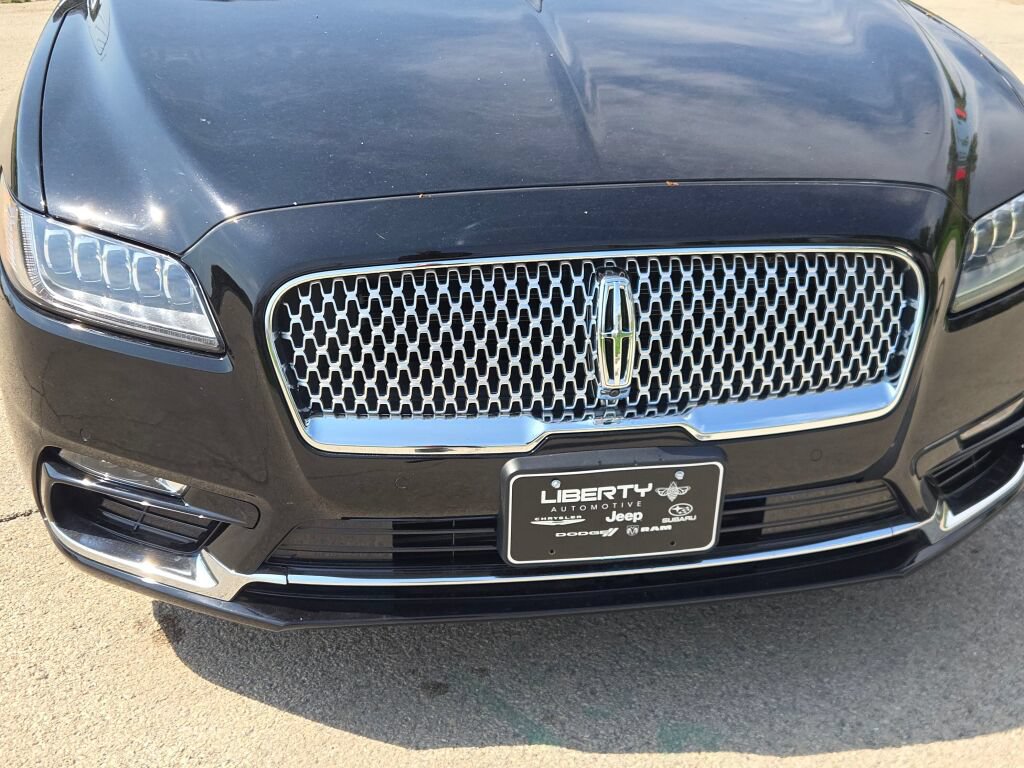 Used 2019 Lincoln Continental Reserve AWD/4WD image 7