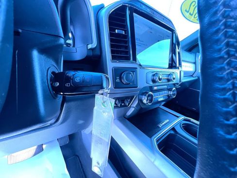 Used 2022 Ford F350 Lariat w/ Black Appearance Package AWD/4WD image 17