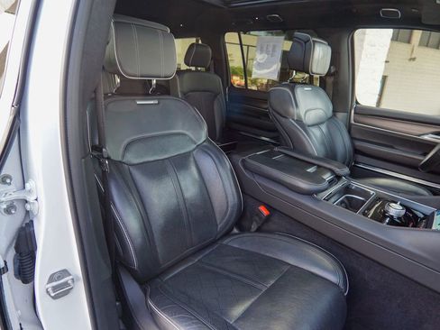 Used 2024 Jeep Grand Wagoneer L Series II w/ Quick Order Packagew 28T AWD/4WD image 35