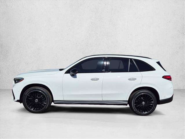 Used 2025 Mercedes-Benz GLC 300 4MATIC image 9