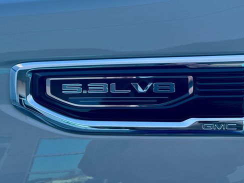 New 2026 GMC Sierra 1500 SLE image 7