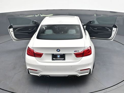 Used 2018 BMW M4 Coupe RWD image 39