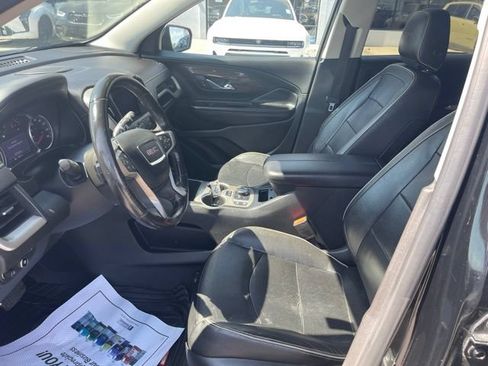 Used 2020 GMC Terrain Denali w/ Denali Premium Package AWD/4WD image 17