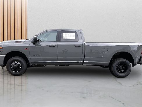New 2026 RAM 3500 Big Horn AWD/4WD image 6