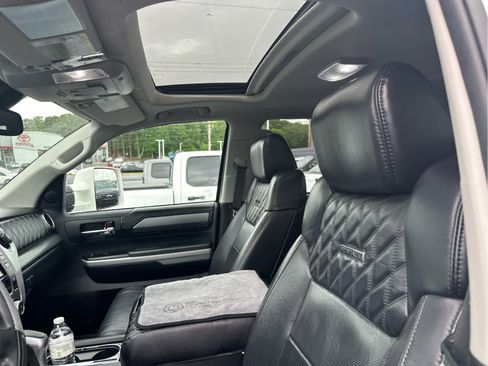 Used 2019 Toyota Tundra Platinum AWD/4WD image 9