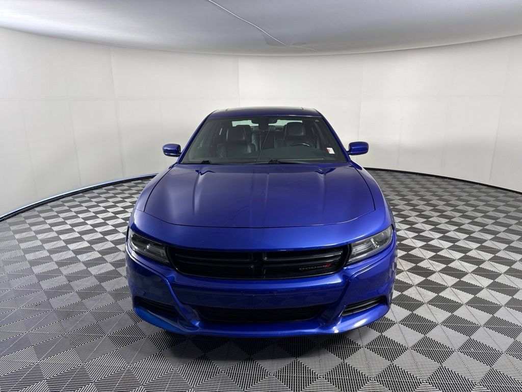 Used 2021 Dodge Charger SXT w/ Leather Interior Group RWD image 8