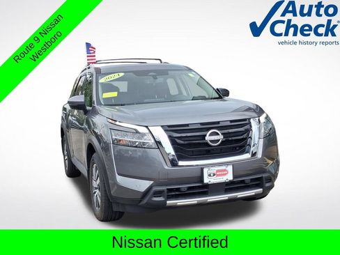 Certified 2024 Nissan Pathfinder SL AWD/4WD image 3