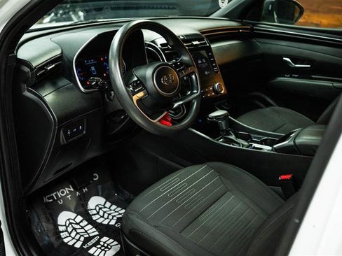 Used 2022 Hyundai Santa Cruz SE image 8