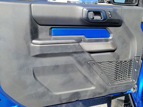 Used 2021 Ford Bronco First Edition AWD/4WD image 7
