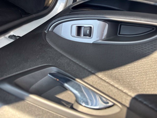 Used 2022 Chevrolet Malibu LT FWD image 31
