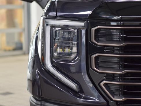Used 2023 GMC Sierra 1500 AT4X AWD/4WD image 12