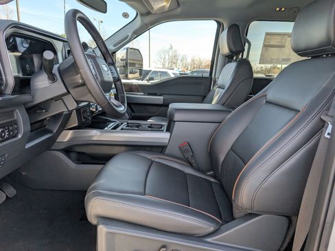 New 2026 Ford F250 Lariat w/ Chrome Package image 18