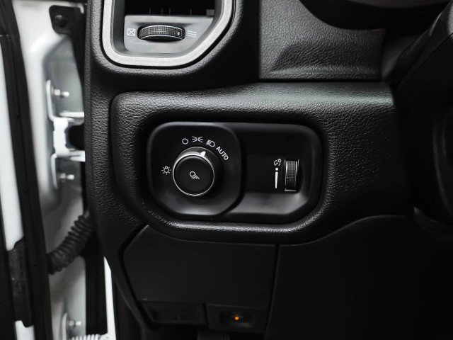 Used 2022 RAM 2500 Tradesman AWD/4WD image 33