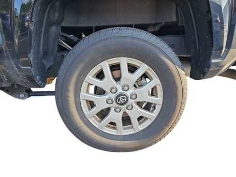 Used 2025 Toyota Tacoma SR5 RWD image 9