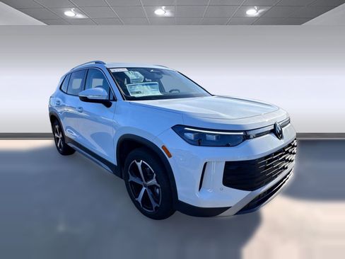New 2026 Volkswagen Tiguan SE FWD image 6