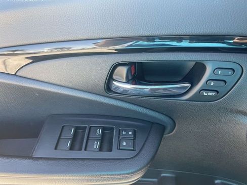 Used 2022 Honda Pilot Black Edition image 25