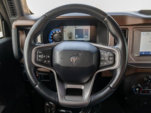 Used 2023 Ford Bronco Outer Banks image 20