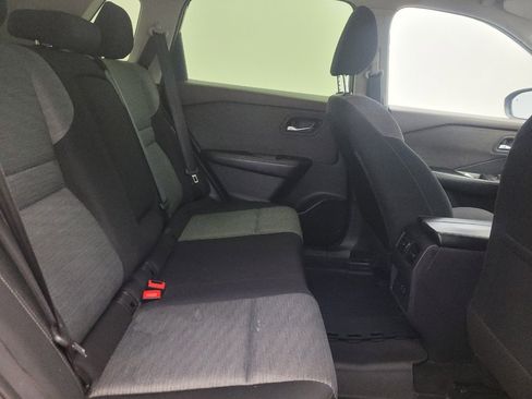 Used 2023 Nissan Rogue SV FWD image 19