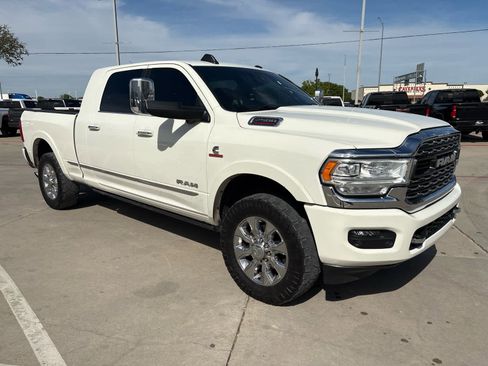 Used 2021 RAM 2500 Limited image 2