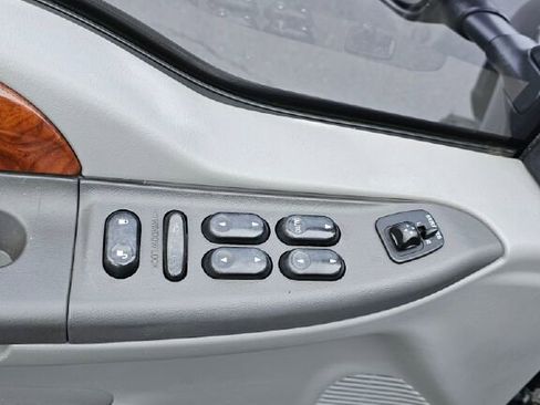 Used 2003 Ford F350 Lariat image 27