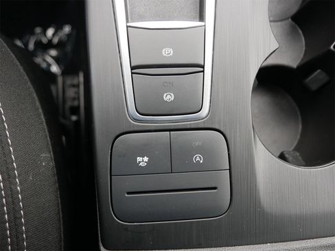 Certified 2025 Ford Escape Active image 27