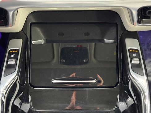 Used 2023 Kia Sorento SX image 30