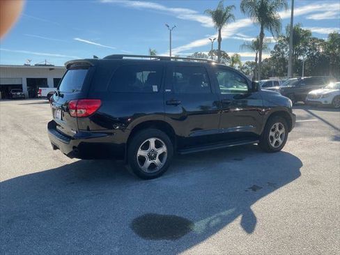Used 2014 Toyota Sequoia SR5 image 21