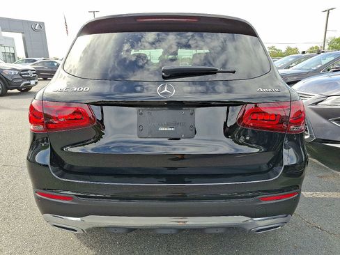 Used 2022 Mercedes-Benz GLC 300 4MATIC image 5