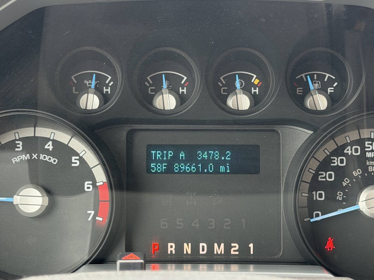 Used 2012 Ford F250 XLT w/ Snow Plow Prep Pkg AWD/4WD image 24