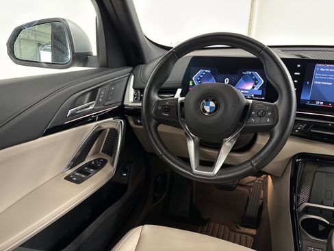 Used 2024 BMW X1 xDrive28i image 10
