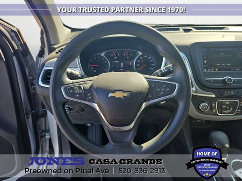 Used 2022 Chevrolet Equinox LT FWD image 9