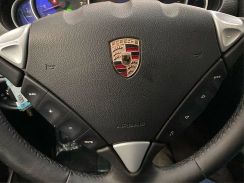 Used 2006 Porsche Cayenne S image 22