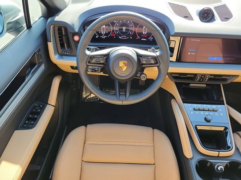 New 2026 Porsche Cayenne Coupe AWD/4WD image 21