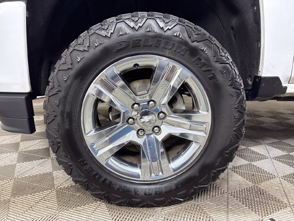 Used 2018 Chevrolet Silverado 1500 Custom w/ Custom Convenience Package RWD image 13