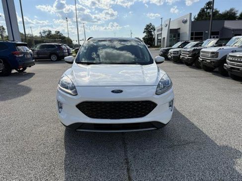 Used 2020 Ford Escape SEL image 10