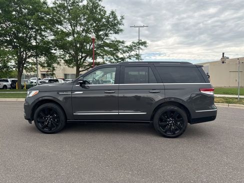 Used 2023 Lincoln Navigator Black Label AWD/4WD image 8